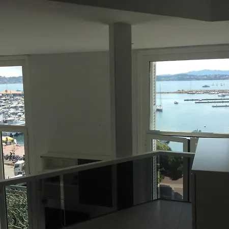 Plein Coeur Du Centre, Face Au Port De 아파트